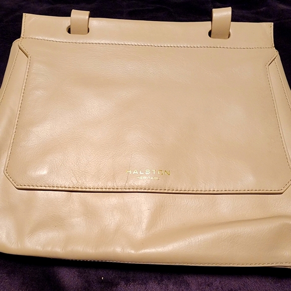 Halston Heritage Tote - Picture 5 of 17